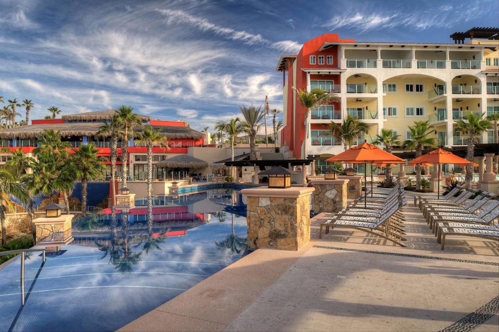 Welk Resorts Cabo San Lucas - Sirena del Mar Pool Deck